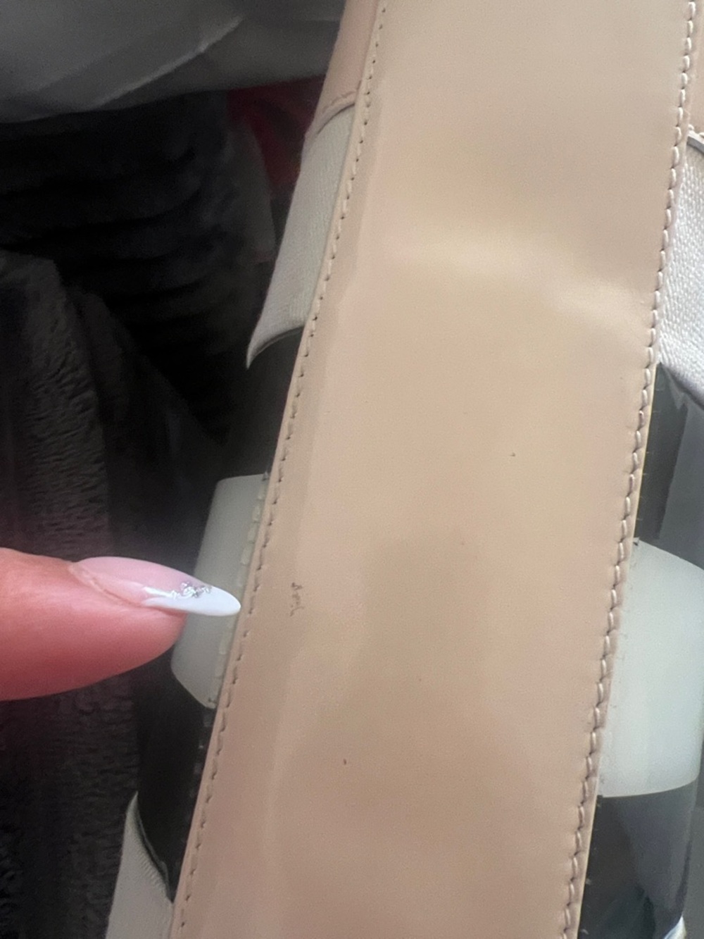 Gucci Cream and Black Vertical Stripe Shoulder Bag - Picture 9 of 11